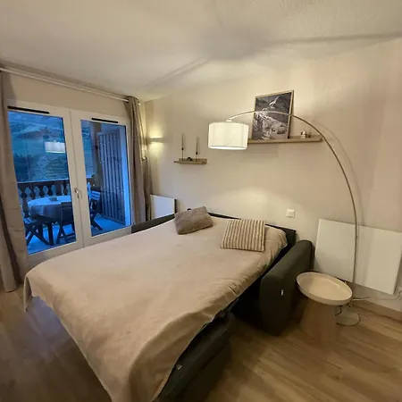 - Moderne Et Cosy Avec Vue Sur Les Pistes Et Piscine