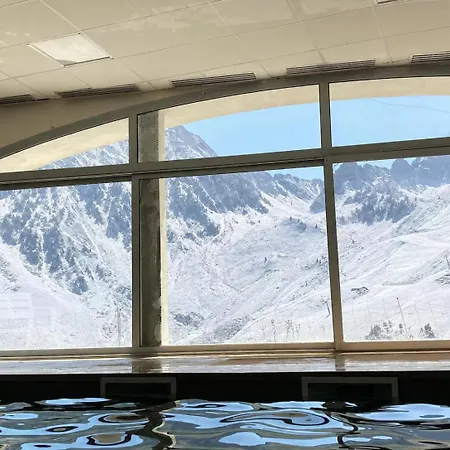 Apartment - Moderne Et Cosy Avec Vue Sur Les Pistes Et Piscine *